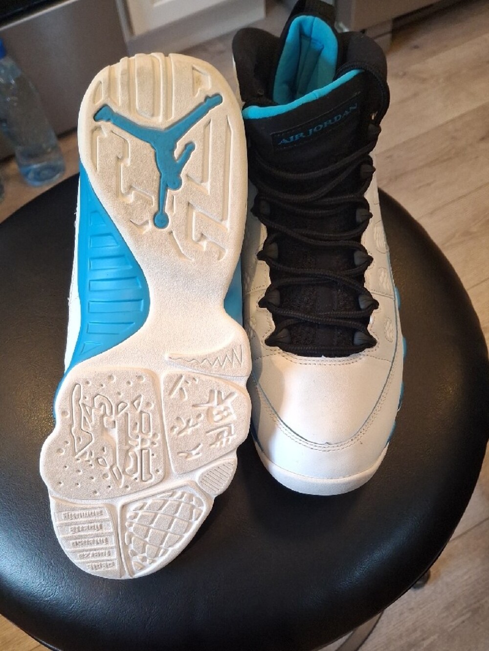 Jordan White & Turquoise High-Top Basketball Shoes - Picture 3 of 7